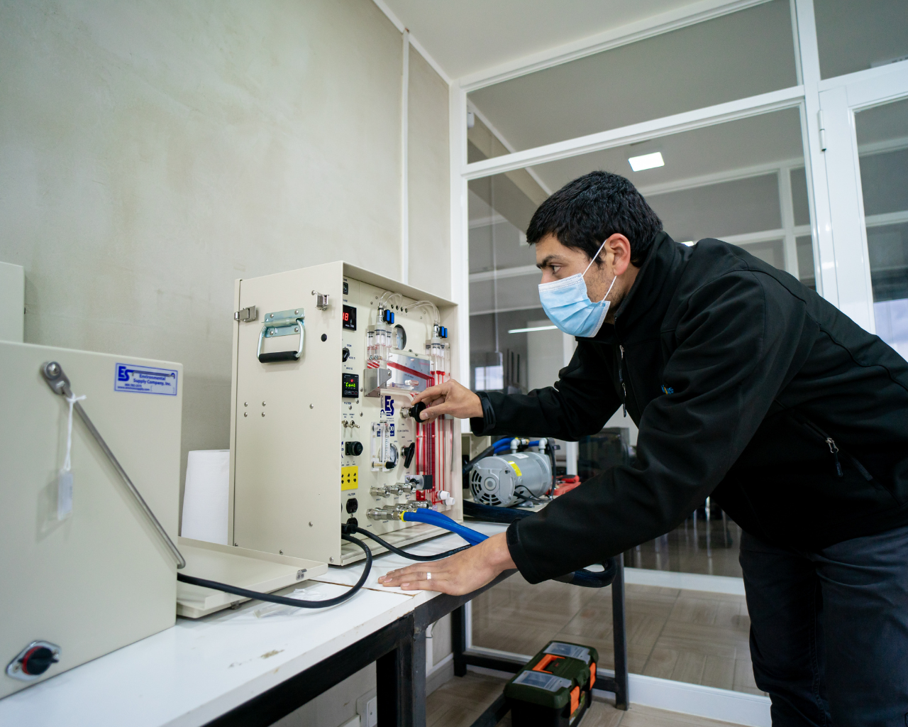 Crean laboratorio para monitorear material particulado de empresas