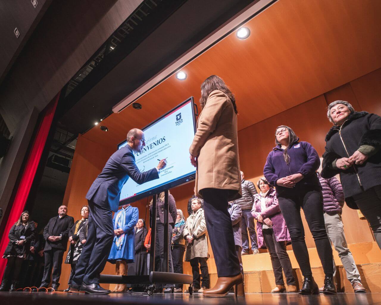 UTalca firma convenio con 65 establecimientos educacionales del Maule y O'Higgins