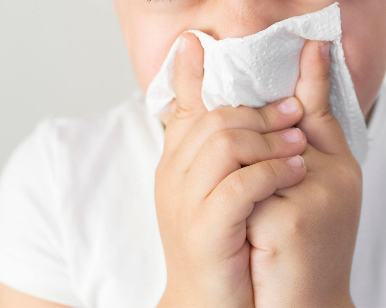 Alertan sobre presencia de virus respiratorios durante el periodo estival