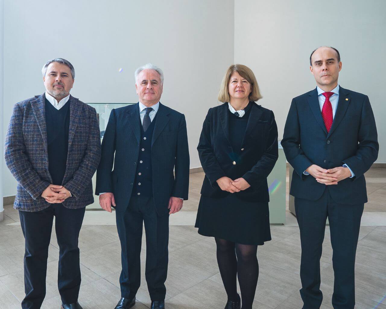 Embajadora de Italia visita la Universidad para fortalecer vínculos
