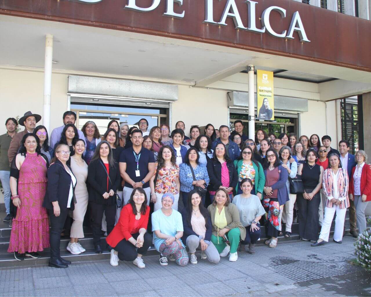 UTalca imparte curso de atención de usuarios con enfoque inclusivo a funcionarios de la JUNAEB