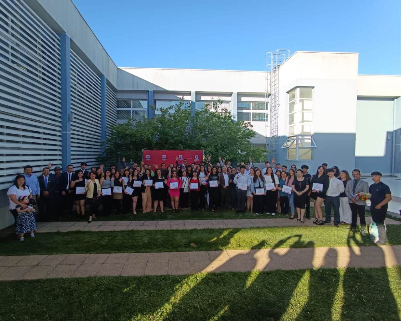 Nuevos talentos pedagógicos sellaron su ingreso a la Universidad