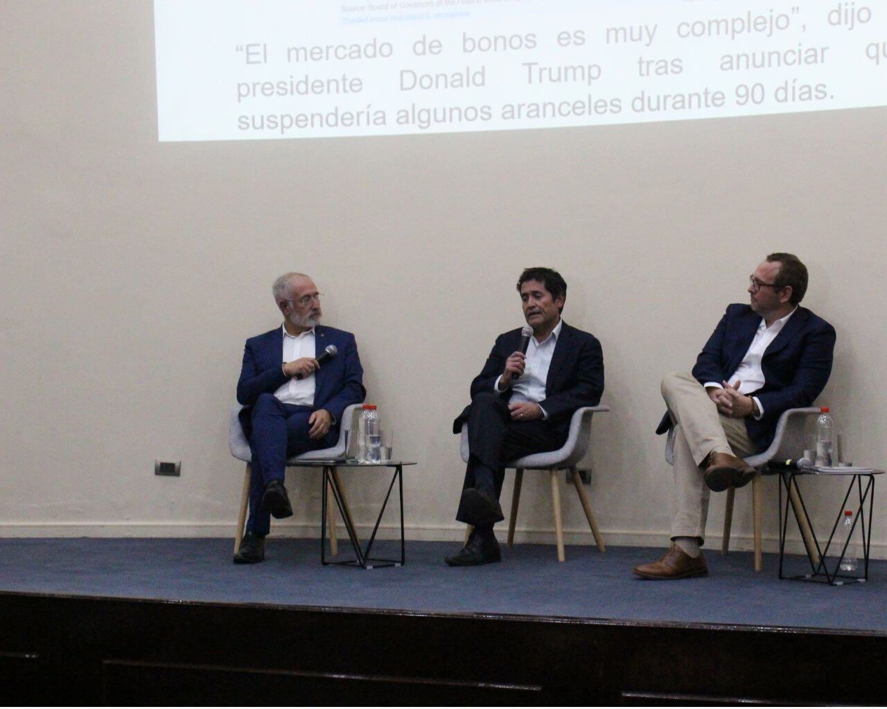 Analizan impacto de política arancelaria de EE.UU. en Chile