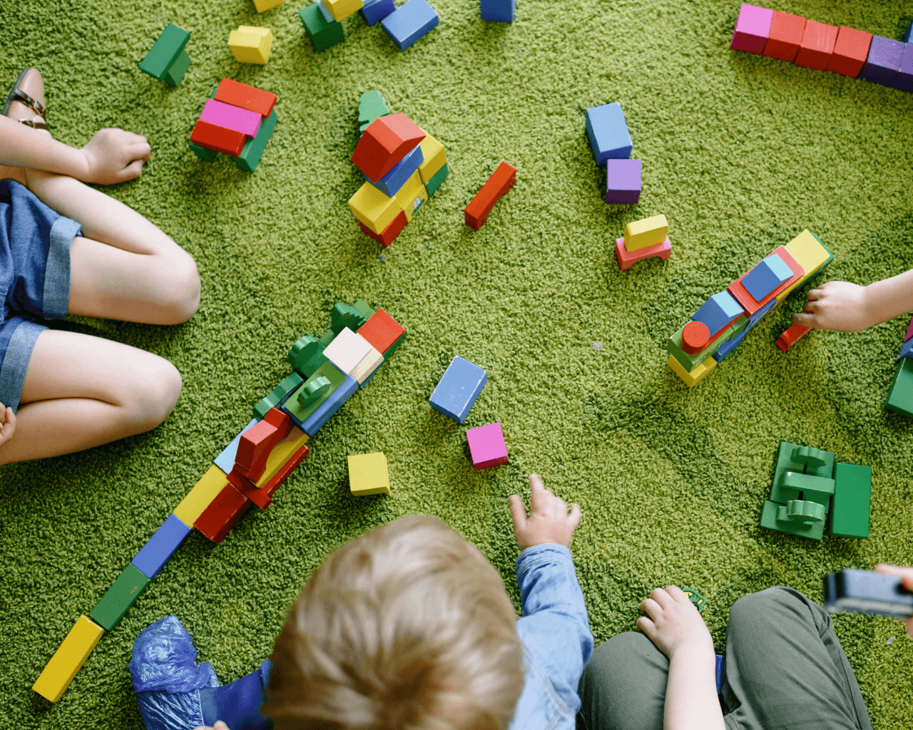 Estudiantes de arquitectura elaboraron rediseños de jardines infantiles Junji
