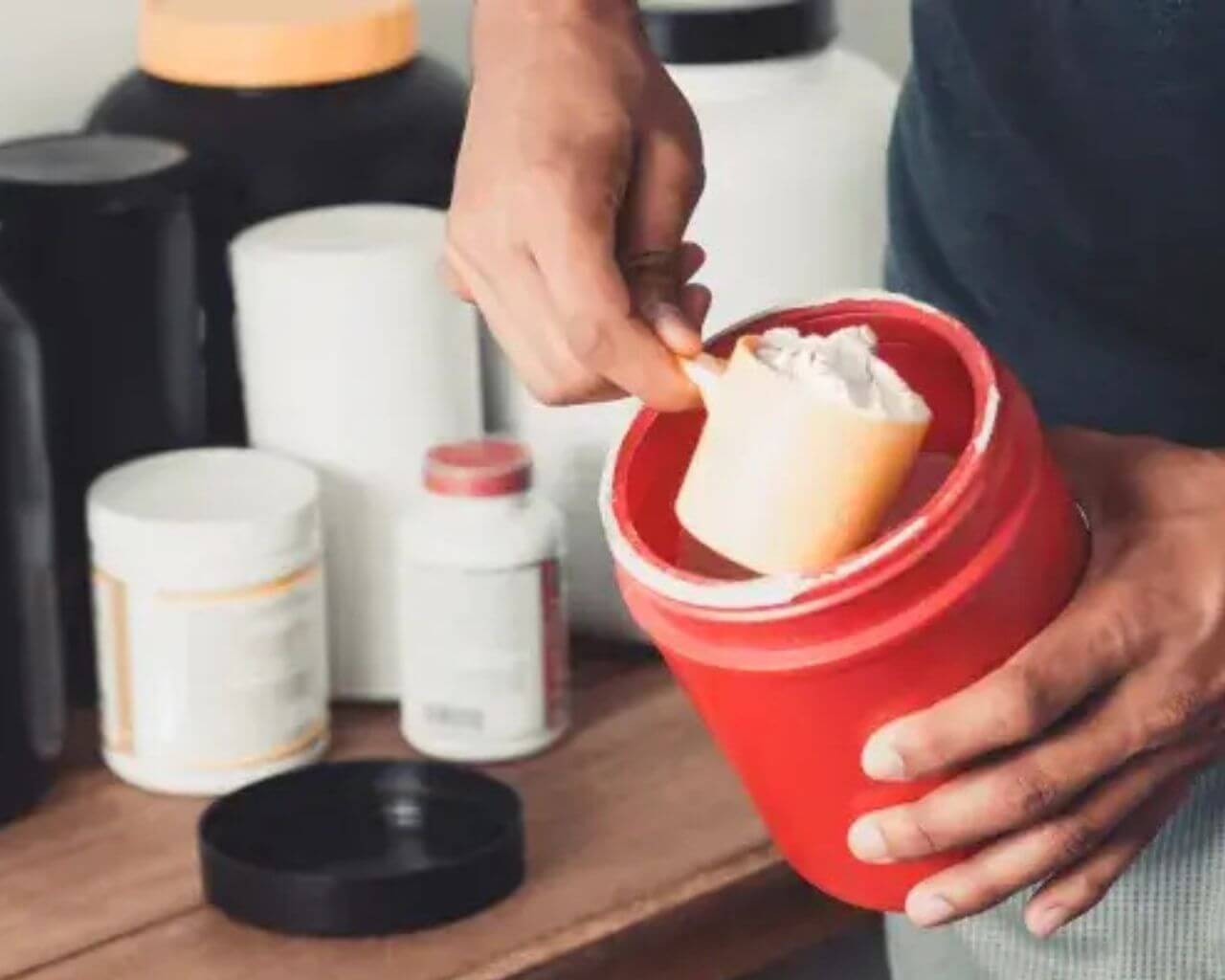 Proteína en polvo: Nutricionista explica 3 cosas en las que debes fijarte antes de comprar