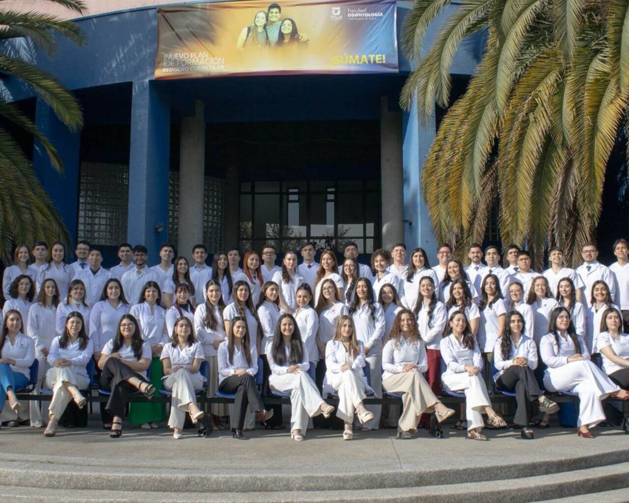 Facultad de Odontología celebró titulación y graduación de nuevos profesionales y especialista