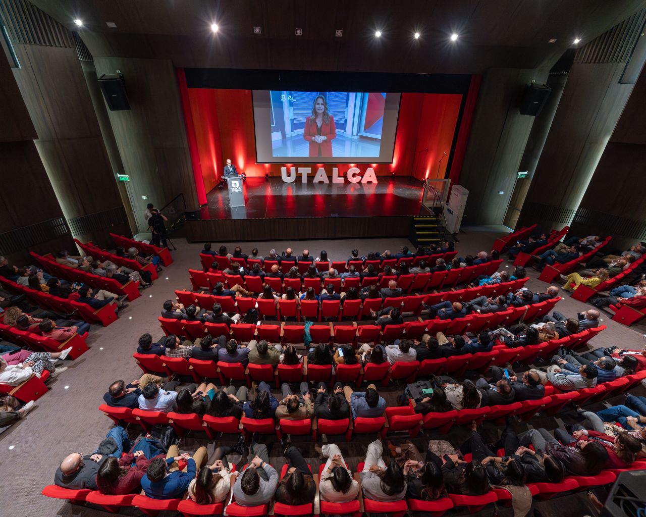 UTalca celebró 44 años de vida con foco en la innovación y el conocimiento