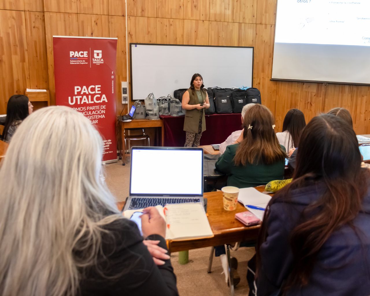 Universidad certificó a integrantes de la Red de Comunicadores PACE