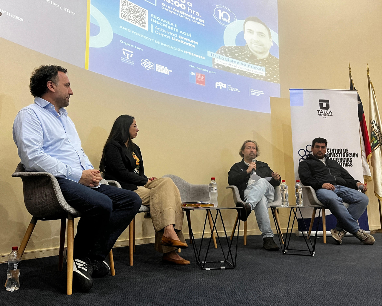 UTalca promovió diálogo sobre tecnología y aprendizaje escolar