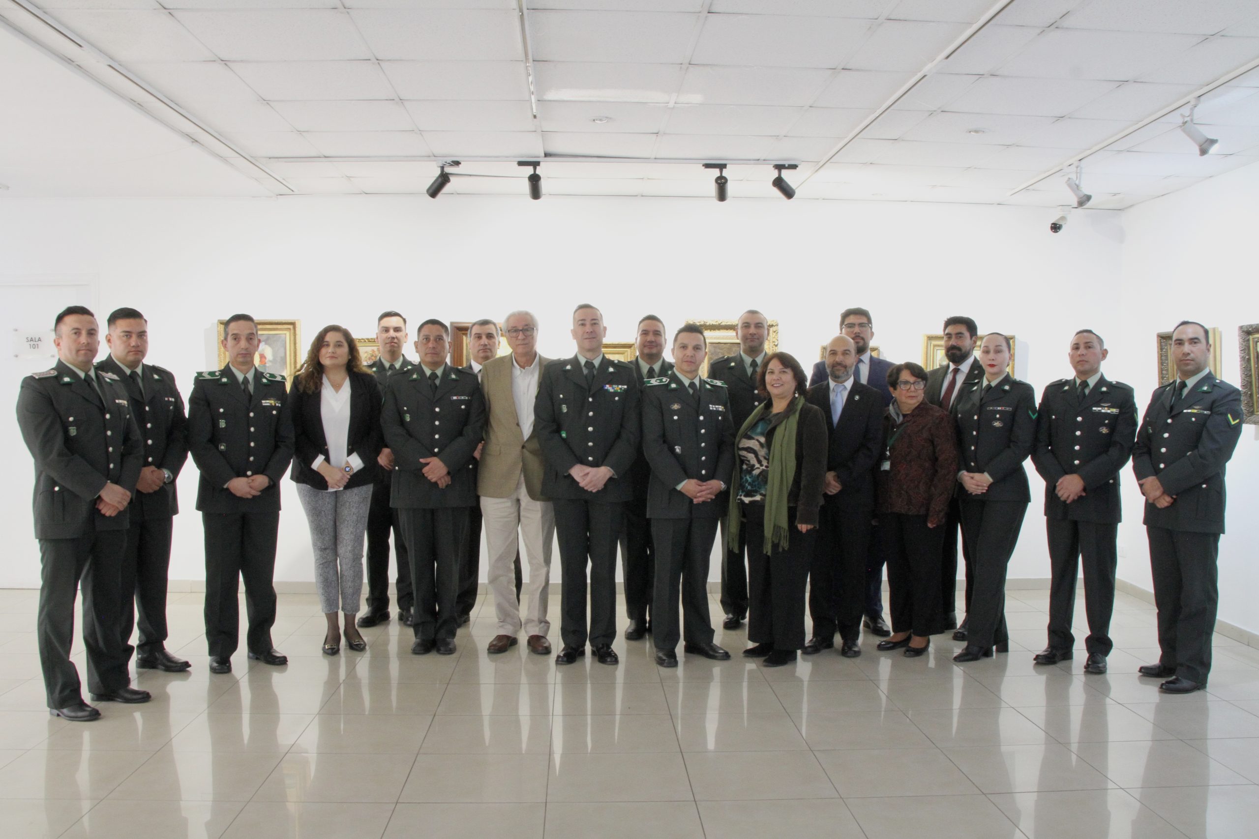 UTalca capacitó a docentes de Escuela de Gendarmería· A través del Diplomado en Educación Basada en Competencias, nuestra Casa de Estudios entregó herramientas pedagógicas a docentes de la Escuela de Gendarmería.