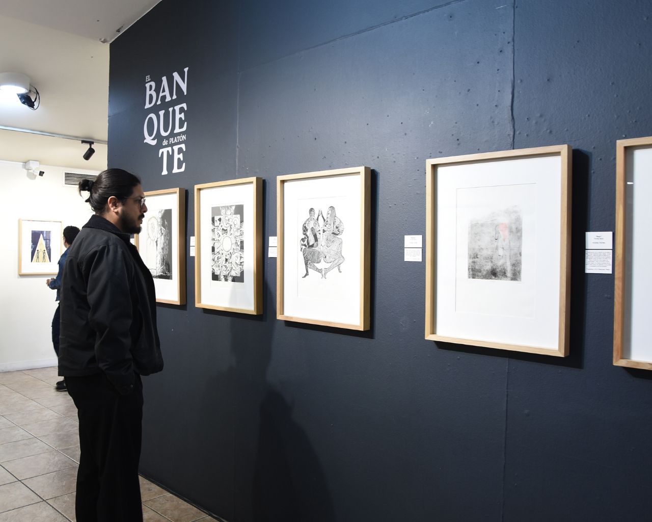 Exposición une la resiliencia y la filosofía en el grabado