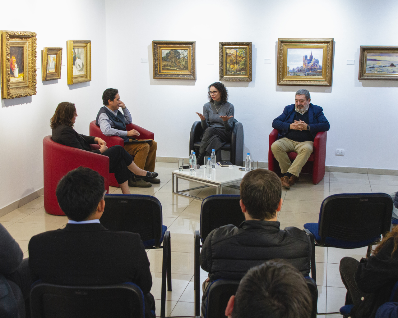 Eventual reforma al empleo público: ¿Cuáles serían sus principales desafíos?