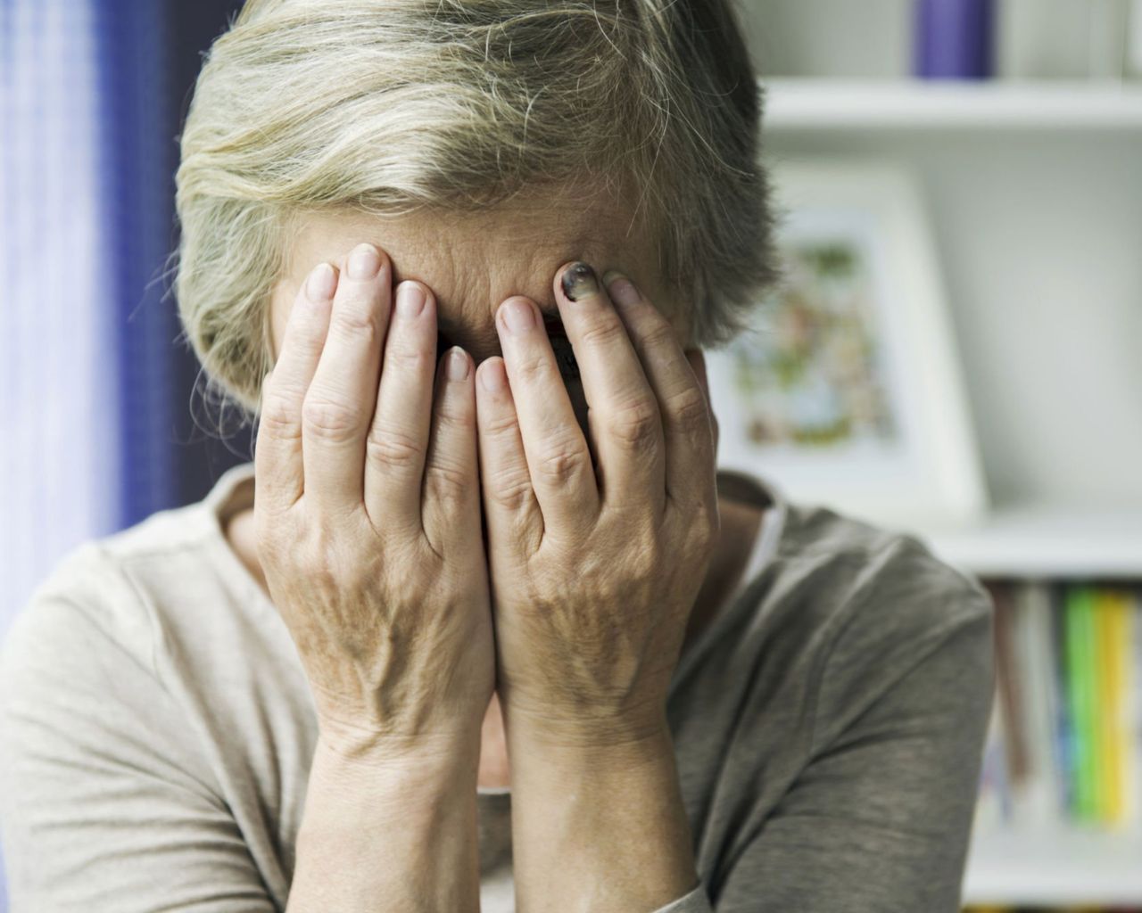 Advierten que en Chile persiste el maltrato en personas mayores
