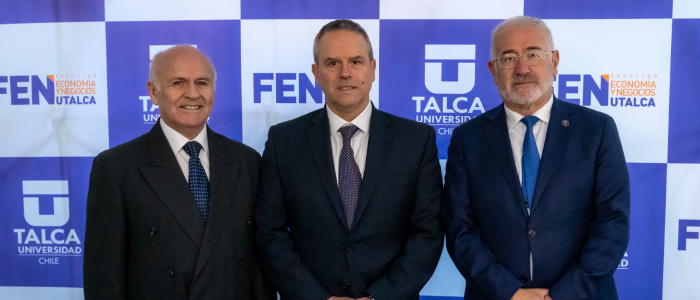 Presentan Informe del Banco Central en la Facultad de Economía y Negocios
