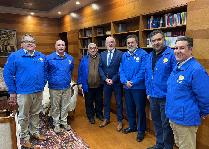 Rotary Club Talca y rector dialogaron sobre la región