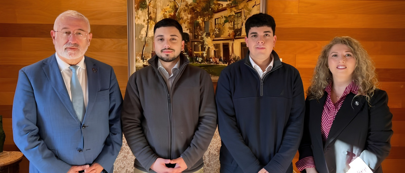Autoridades universitarias se reúnen con representantes de Grupo Intermedio