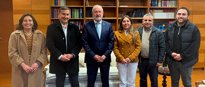 UTalca y Junaeb Maule coordinan acciones de bienestar estudiantil